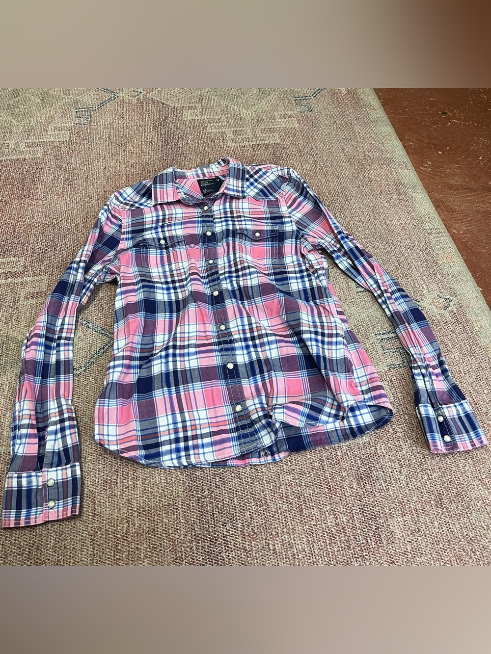 American Eagle womens western plaid flannel snap buttons cotton size large